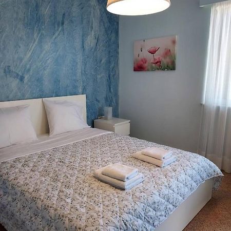 Oikika B10 Apartment Artemida  Bagian luar foto