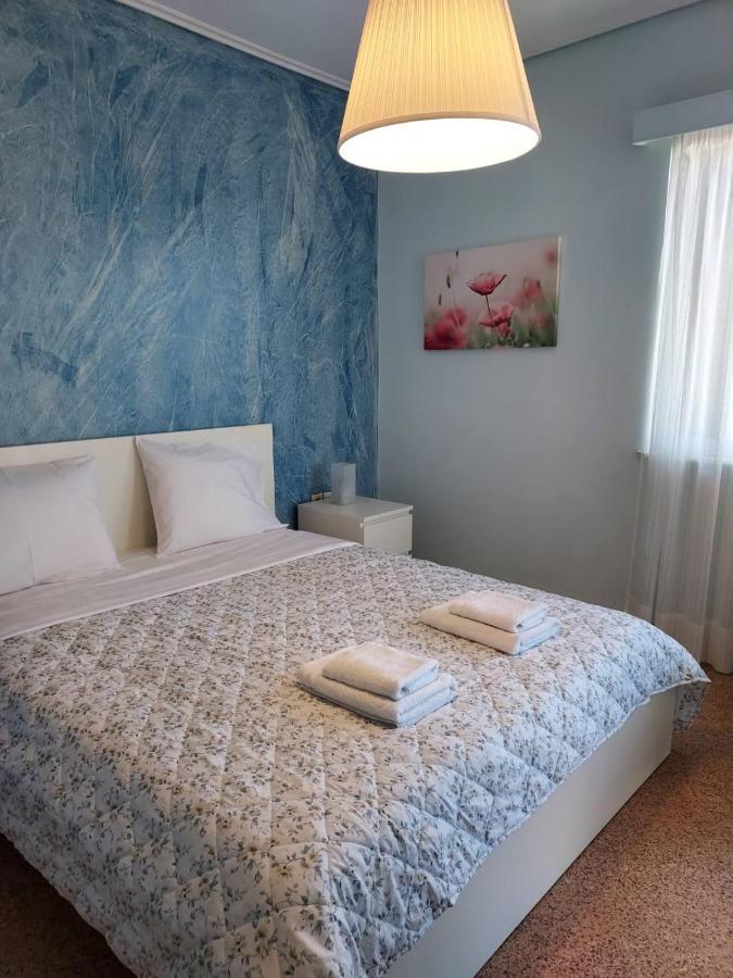 Oikika B10 Apartment Artemida  Bagian luar foto
