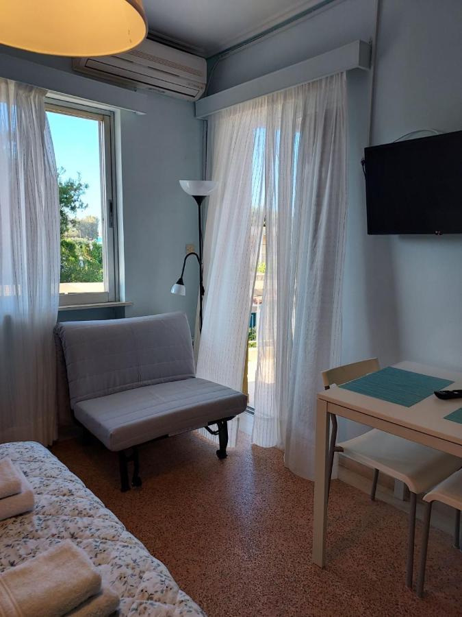 Oikika B10 Apartment Artemida  Bagian luar foto