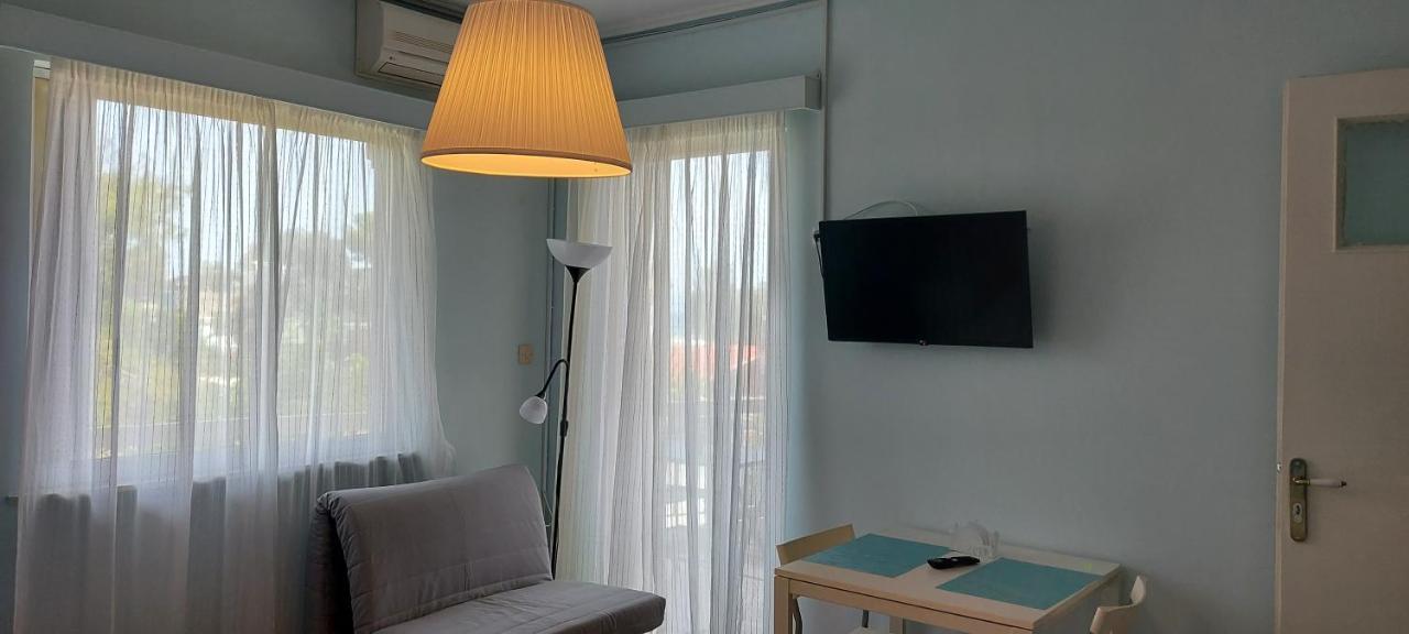 Oikika B10 Apartment Artemida  Bagian luar foto