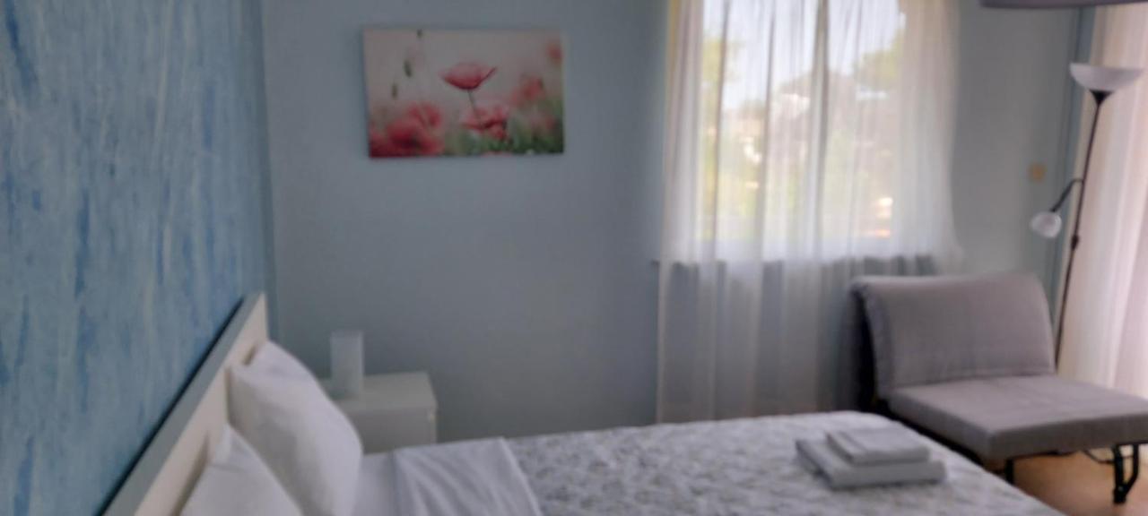 Oikika B10 Apartment Artemida  Bagian luar foto
